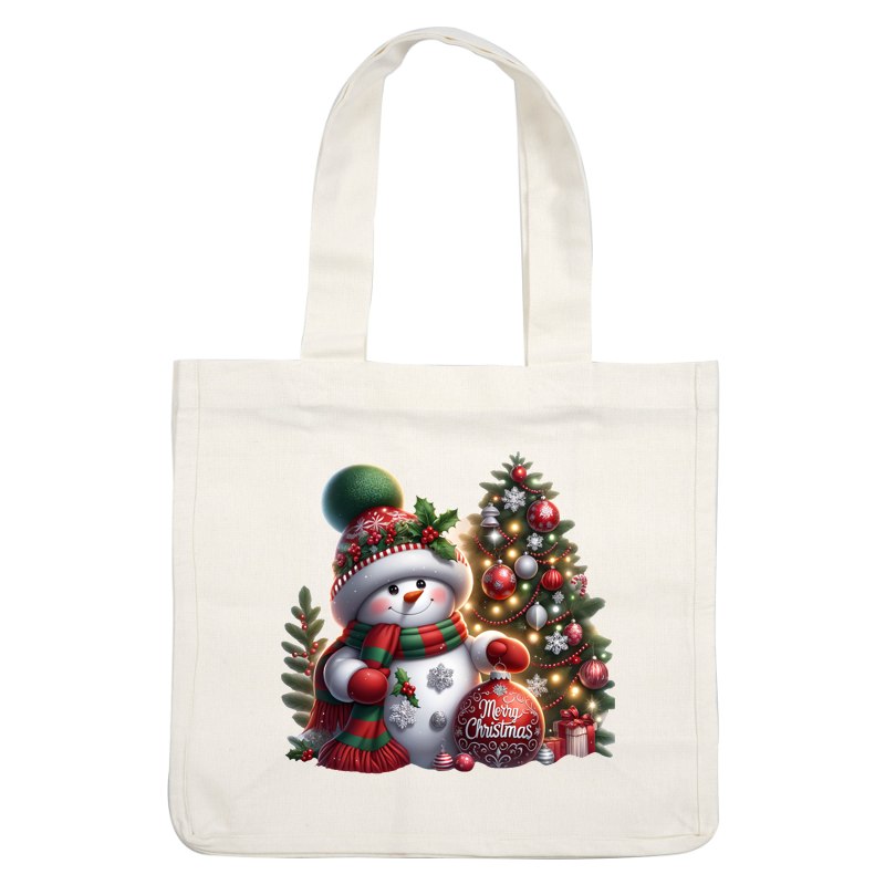 Un alegre muñeco de nieve, adornado con una bufanda y un sombrero festivos, se encuentra junto a un árbol de Navidad decorado, sosteniendo un adorno de "Feliz Navidad". Transferencias DTF