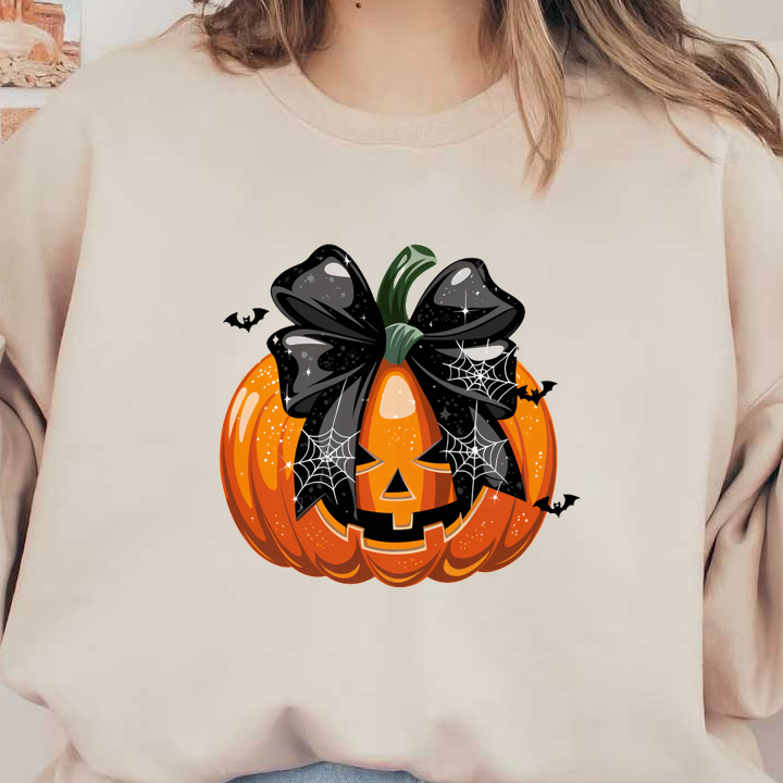 ¡Una calabaza naranja festiva con una cara espeluznante, adornada con un lazo negro y detalles de telaraña, perfecta para Halloween!