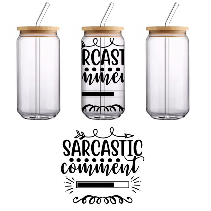 Ilustración minimalista de un gato negro que resalta su elegante silueta y sus distintivas orejas puntiagudas. ¡Perfecta para los amantes de los felinos! Transferencias UV