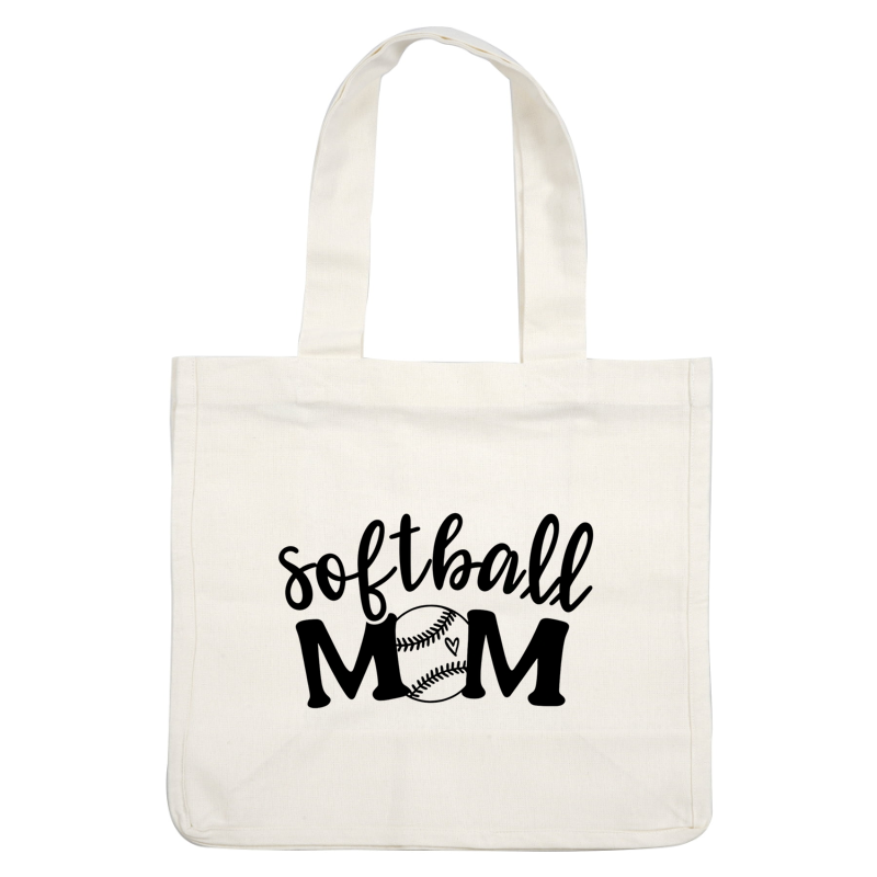 Un diseño elegante que incluye las palabras "Softball MOM" junto con el gráfico de una pelota de softbol, ​​perfecto para las orgullosas mamás deportistas. Transferencias DTF