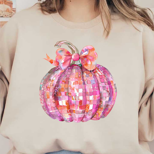 Una calabaza vibrante de color rosa, estilo discoteca, adornada con un lazo colorido, perfecta para una decoración festiva o como inspiración artística.