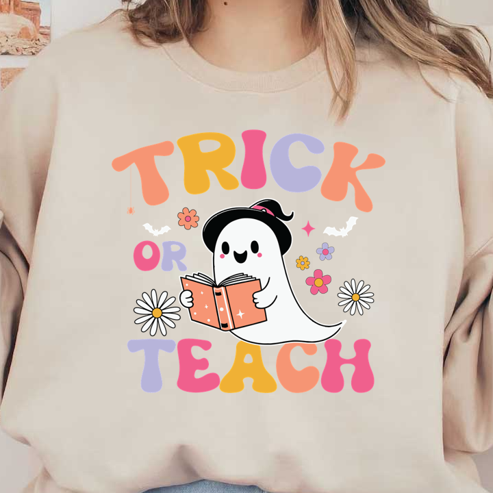 Este diseño caprichoso presenta un fantasma amigable con un sombrero de bruja sosteniendo un libro, con un texto colorido que dice "Trick or Teach".