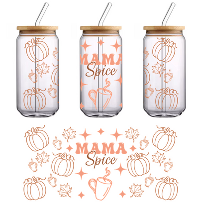 Acogedor y atractivo, este diseño presenta "Mama Spice" rodeada de calabazas, hojas y tazas humeantes, perfecto para las vibraciones del otoño. Transferencias UV