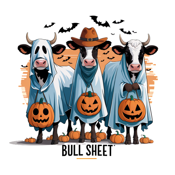 Tres vacas juguetonas vestidas con disfraces fantasmales, sosteniendo calabazas, listas para la diversión de Halloween entre murciélagos y vibraciones otoñales.