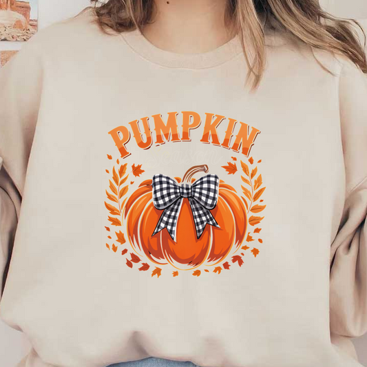 Celebre la "Temporada de calabazas" con este alegre gráfico que presenta una calabaza naranja adornada con un lazo a cuadros blanco y negro.