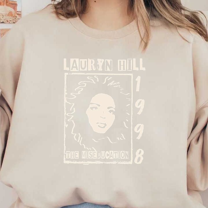 Un gráfico estilizado que presenta a Lauryn Hill de 1998, celebrando su álbum "The Miseducation" con un diseño audaz y artístico. Transferencias DTF