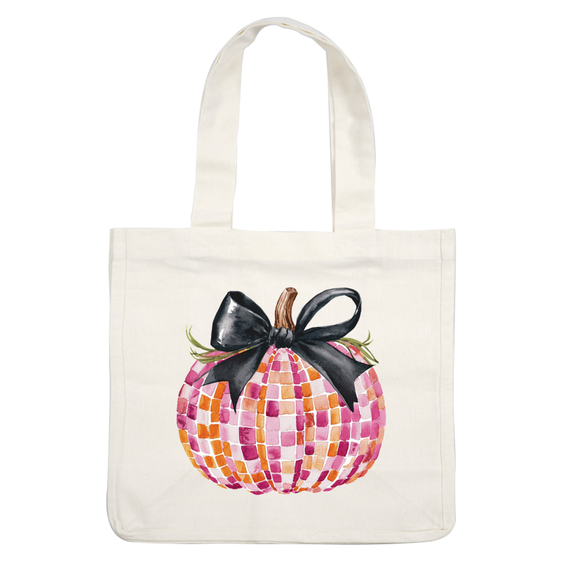 Esta calabaza vibrante presenta un patrón de mosaico en tonos rosa y naranja, rematado con un elegante lazo negro para darle un toque elegante.